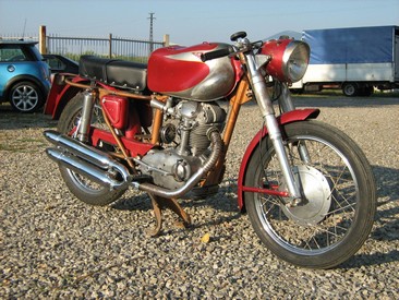 ducati 200